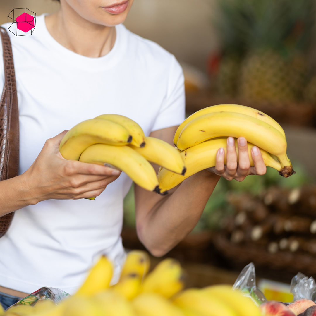ปวดท้องเมนส์กินอะไรดี? กล้วย ช่วยลดบวมและลดการเกร็งของกล้ามเนื้อ